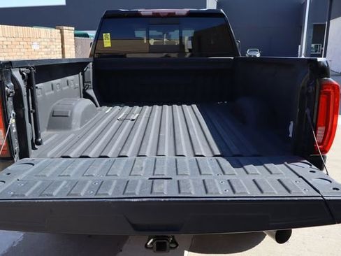 Used 2020 GMC Sierra 2500 Denali w/ Denali Ultimate Package AWD/4WD image 30