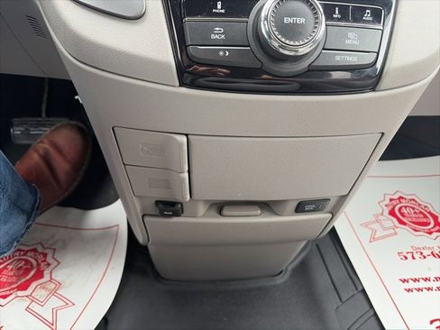 Used 2014 Honda Odyssey EX-L image 23