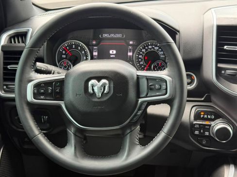 Used 2023 RAM 1500 Big Horn AWD/4WD image 16
