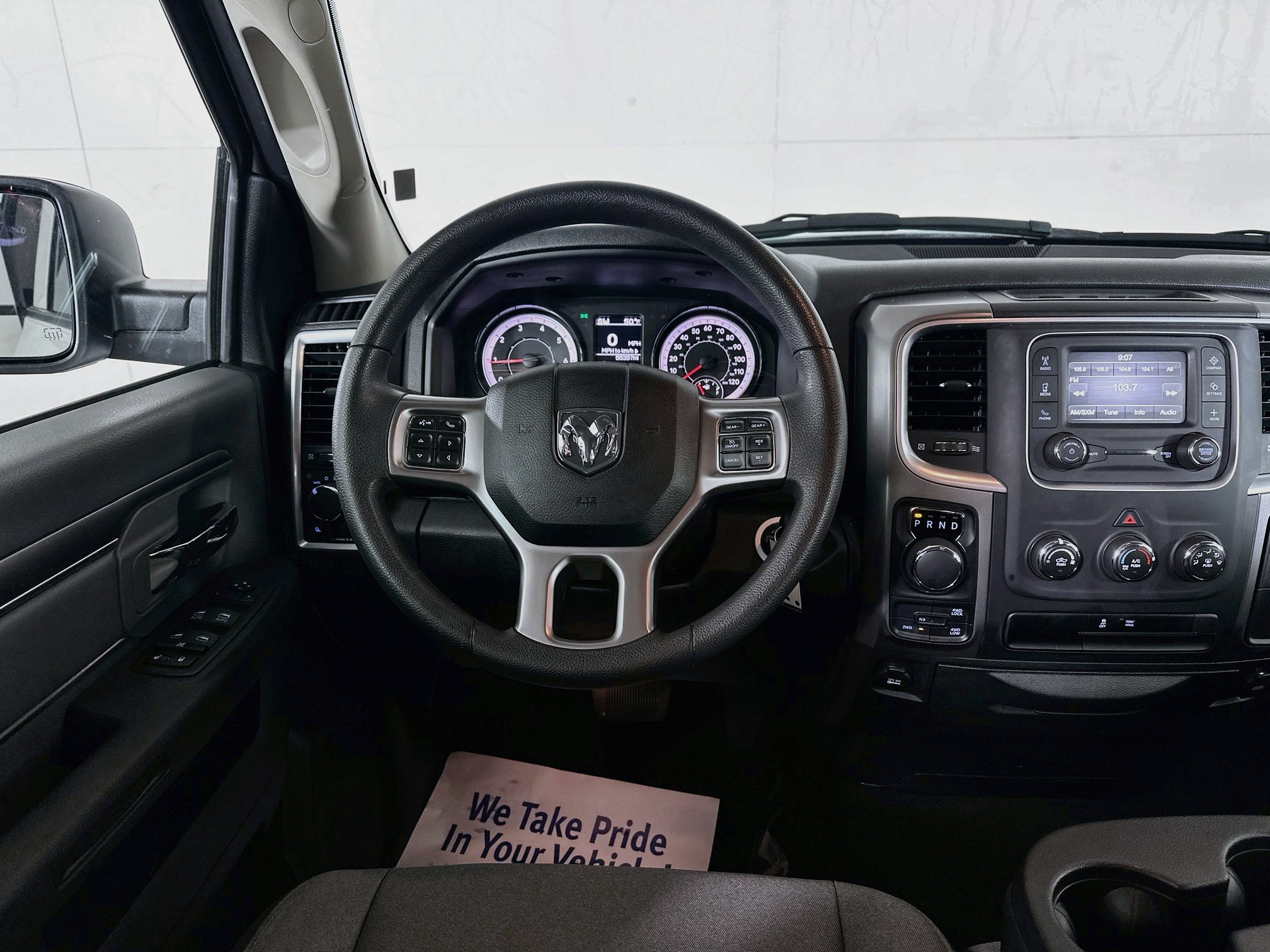 Used 2024 RAM 1500 Classic SLT AWD/4WD image 20