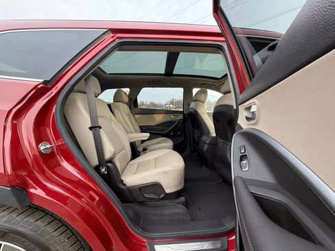 Used 2016 Hyundai Santa Fe Limited w/ Option Group 04 image 9