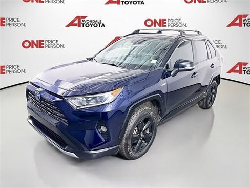 Used 2020 Toyota RAV4 XSE image 3
