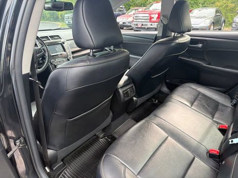 Used 2016 Toyota Camry XLE w/ Moonroof Package FWD image 33