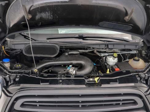 Used 2018 Ford Transit 350 XL image 25