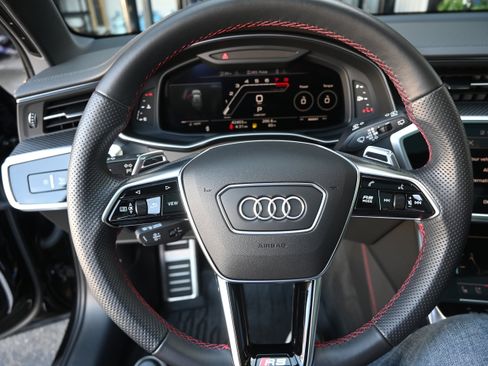 Used 2021 Audi RS 6 AWD/4WD image 72