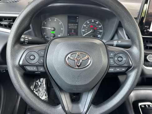 Used 2024 Toyota Corolla LE FWD image 22