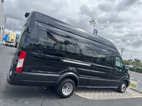 Used 2025 Ford Transit 350 XLT RWD image 2