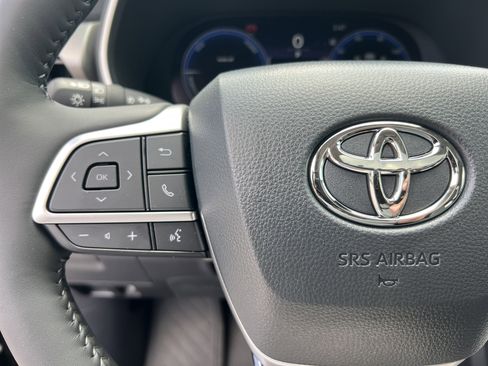 New 2026 Toyota Highlander Limited AWD/4WD image 33