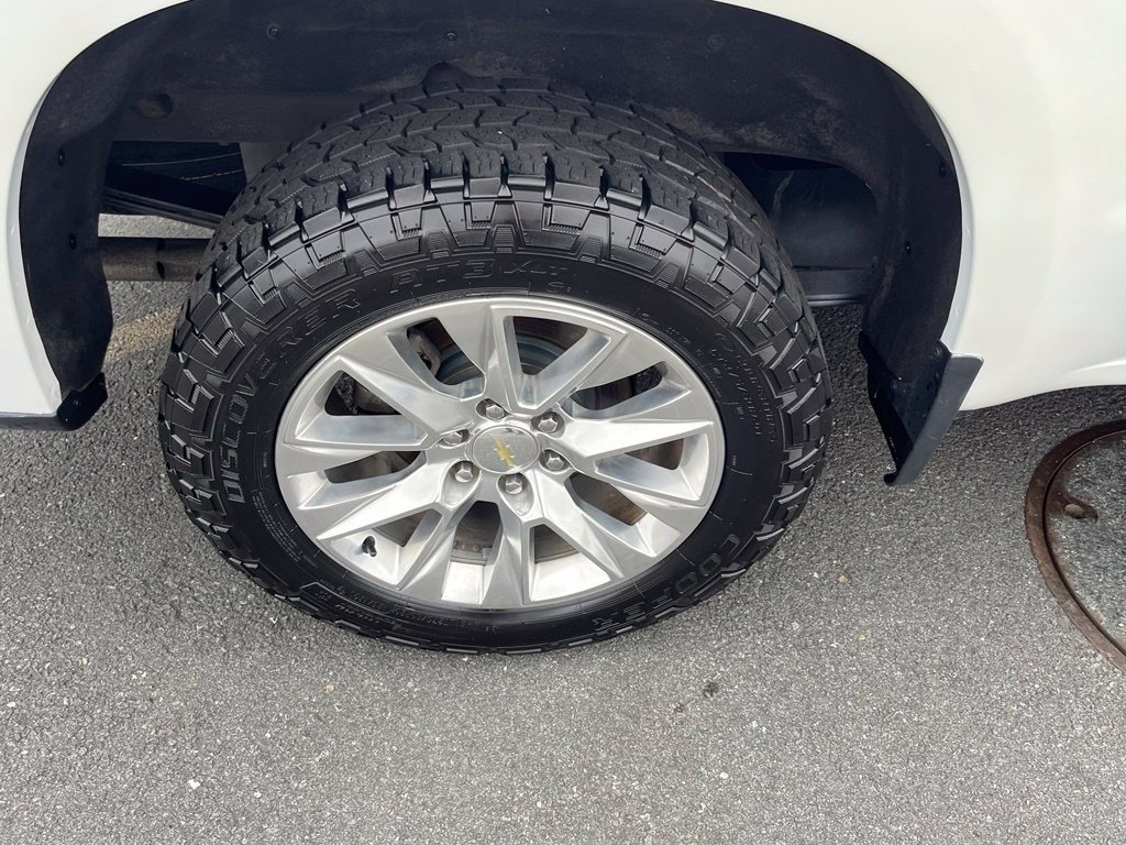 Used 2020 Chevrolet Silverado 1500 LTZ AWD/4WD image 9
