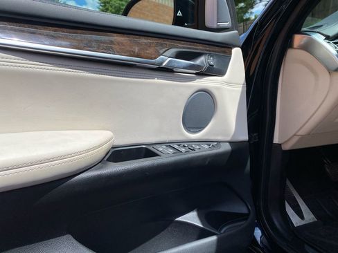 Used 2017 BMW X5 xDrive50i image 35