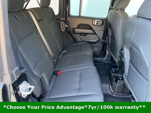 Certified 2022 Jeep Wrangler Unlimited Sahara w/ Cold Weather Group image 17