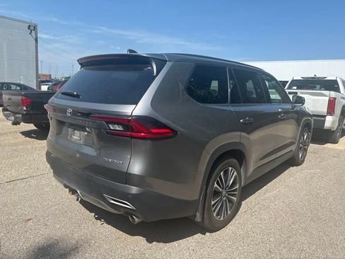 Used 2025 Toyota Grand Highlander AWD Hybrid image 5