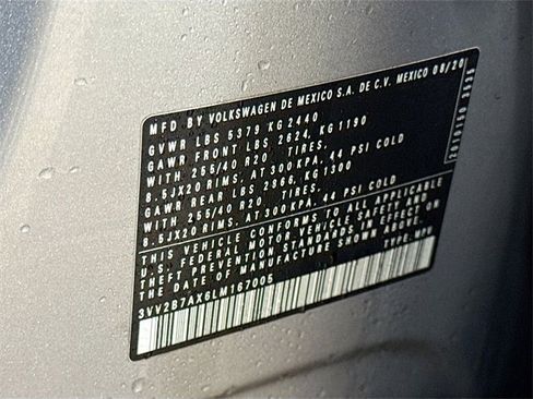 Used 2020 Volkswagen Tiguan SE R-Line w/ 3rd Row Seat Package image 34