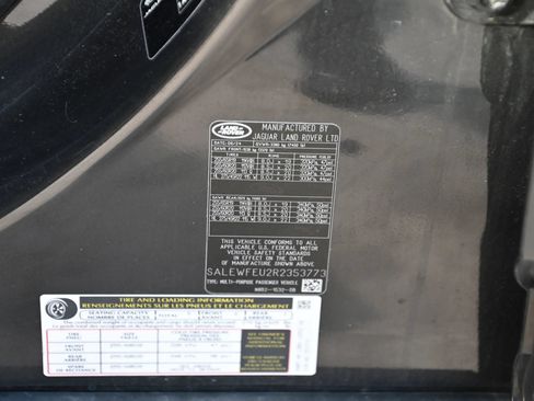 Used 2024 Land Rover Defender 130 Outbound AWD/4WD image 20