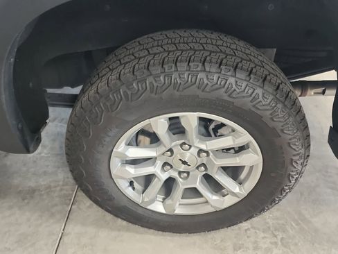 Used 2025 Chevrolet Silverado 1500 RST image 13