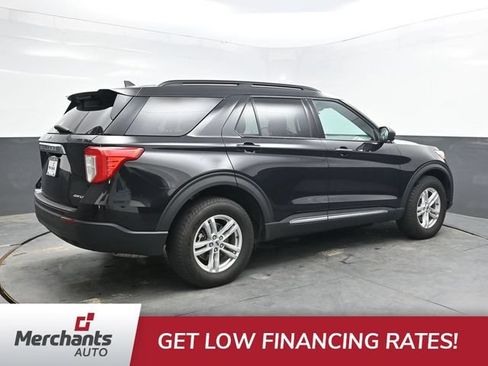 Used 2022 Ford Explorer XLT AWD/4WD image 8