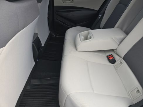 Certified 2022 Toyota Corolla LE image 10