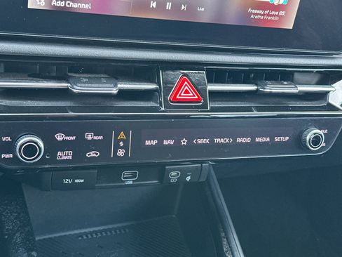 Used 2023 Kia Niro Wind w/ Wind Preserve Package image 21