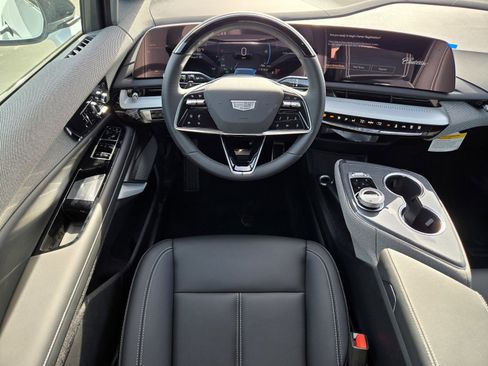 New 2026 Cadillac Optiq Sport 1 image 7