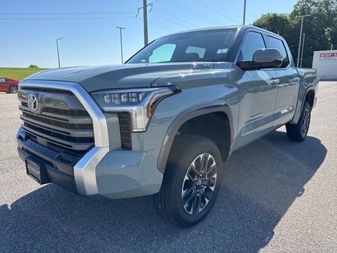 Used 2026 Toyota Tundra Limited w/ Limited PVM Package AWD/4WD image 4