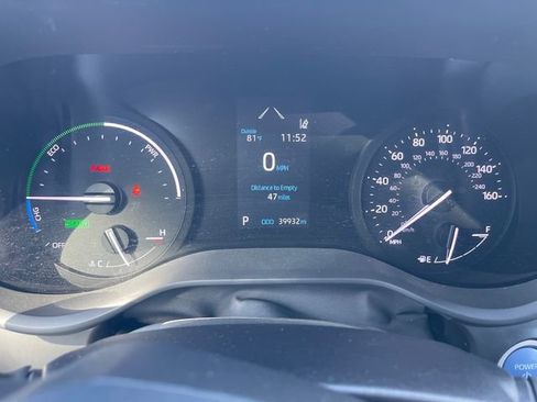 Used 2021 Toyota Sienna XSE w/ XSE Plus Package image 19