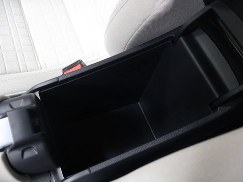 New 2027 Honda HR-V LX image 29