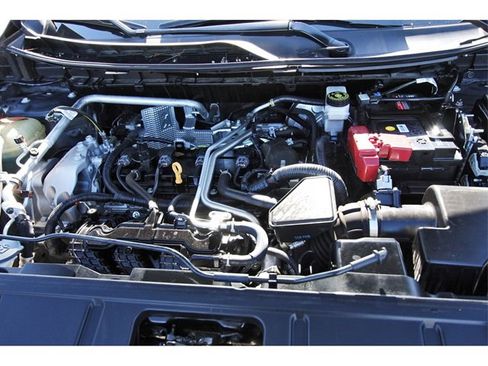 Used 2021 Nissan Rogue SV w/ Premium Package image 32