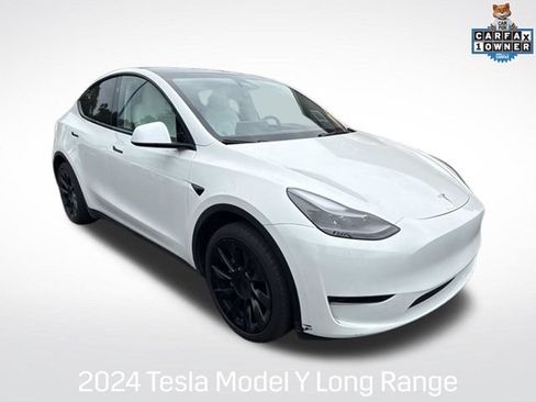 Used 2024 Tesla Model Y Long Range RWD image 1
