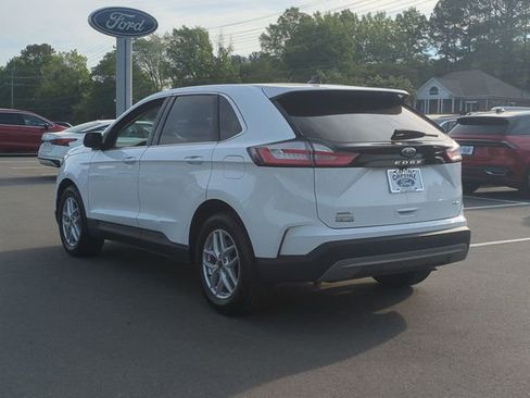 Used 2024 Ford Edge SEL AWD/4WD image 11