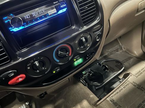 Used 2000 Toyota Tundra 2WD Regular Cab image 36