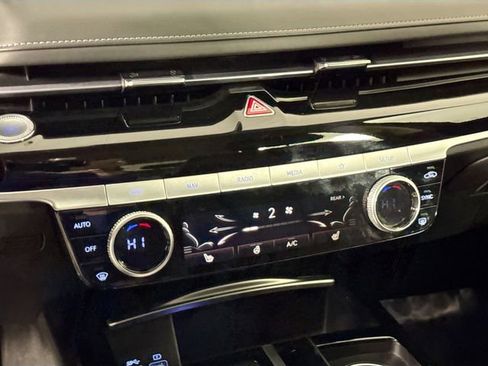 Used 2023 Genesis G80 2.5T image 30