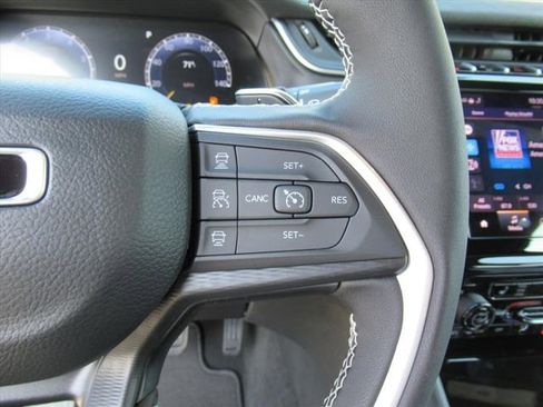 New 2025 Jeep Grand Cherokee L Laredo w/ Luxury Tech Group I image 19