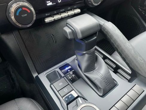 Used 2025 Toyota Tacoma SR5 image 18