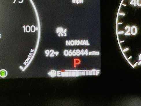 Used 2023 Honda CR-V Sport image 18