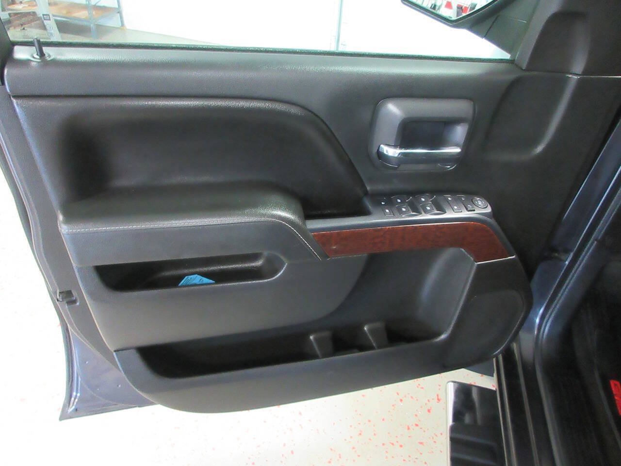 Used 2015 GMC Sierra 1500 SLE AWD/4WD image 39