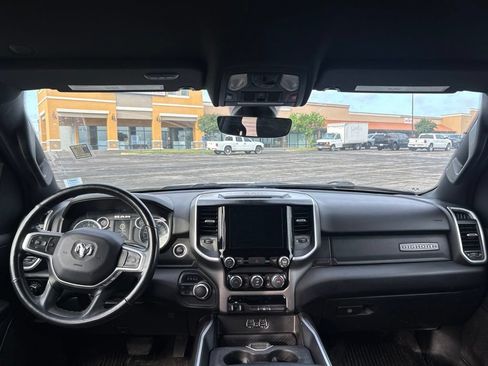 Used 2020 RAM 1500 Big Horn AWD/4WD image 11