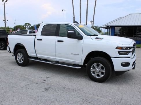 Used 2026 RAM 2500 Big Horn AWD/4WD image 14
