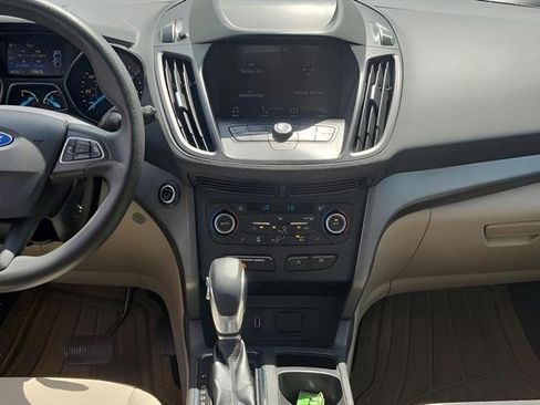 Used 2019 Ford Escape SE AWD/4WD image 15