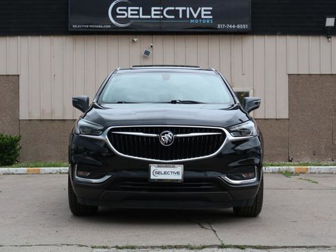 Used 2019 Buick Enclave Essence AWD/4WD image 2