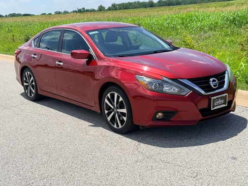 Used 2016 Nissan Altima 2.5 SR FWD image 27