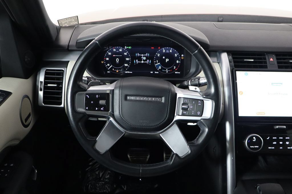 Used 2022 Land Rover Discovery HSE R-Dynamic AWD/4WD image 7
