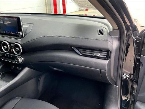 Certified 2024 Nissan Sentra SV image 17