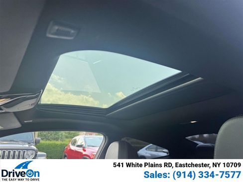 Used 2022 BMW 430i xDrive Coupe w/ M Sport Package AWD/4WD image 18