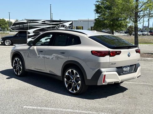 New 2026 BMW X2 xDrive28i w/ Technology Package AWD/4WD image 5