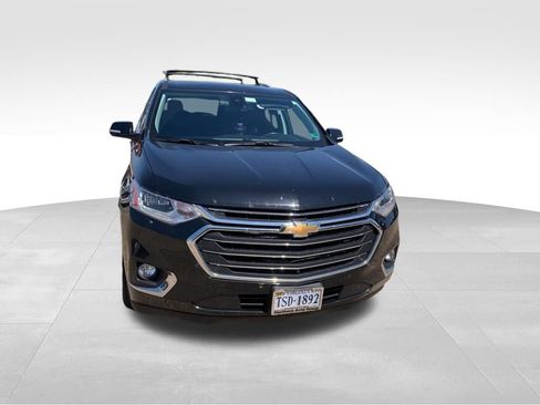 Used 2018 Chevrolet Traverse Premier w/ Driver Confidence II Package FWD image 8