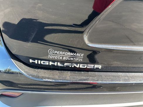 Used 2023 Toyota Highlander XSE AWD/4WD image 15