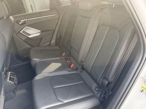 Used 2020 Audi Q3 2.0T Premium w/ Convenience Package AWD/4WD image 29