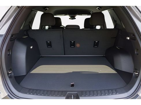 New 2027 GMC Terrain Elevation FWD image 23