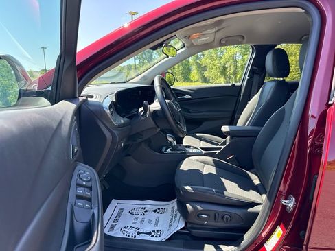 Used 2024 Buick Encore GX Preferred w/ Comfort Package AWD/4WD image 23