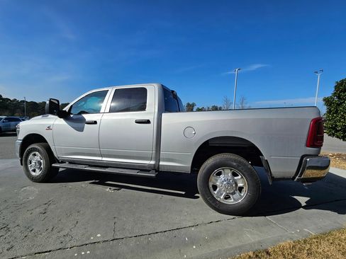 New 2026 RAM 2500 Tradesman AWD/4WD image 5